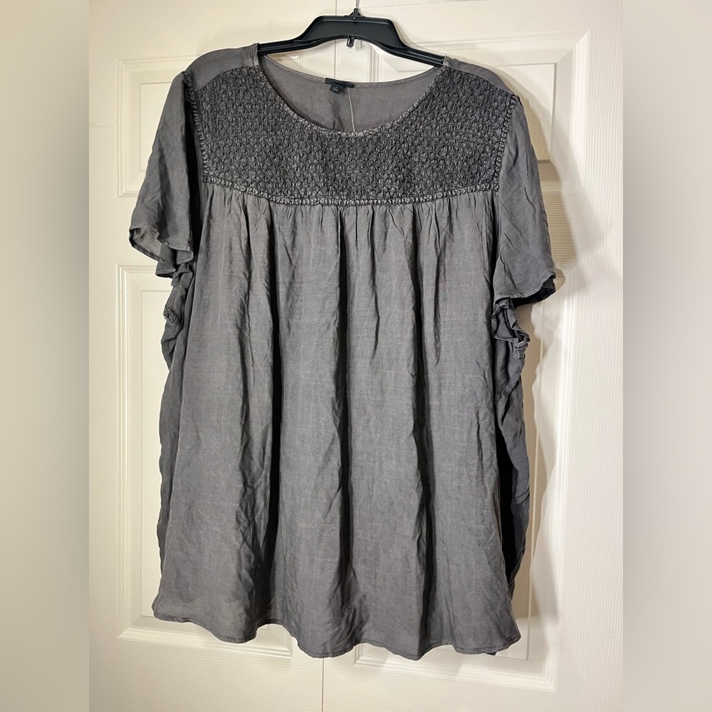 Torrid Dark Gray Wash Color Blouse Top Size 4